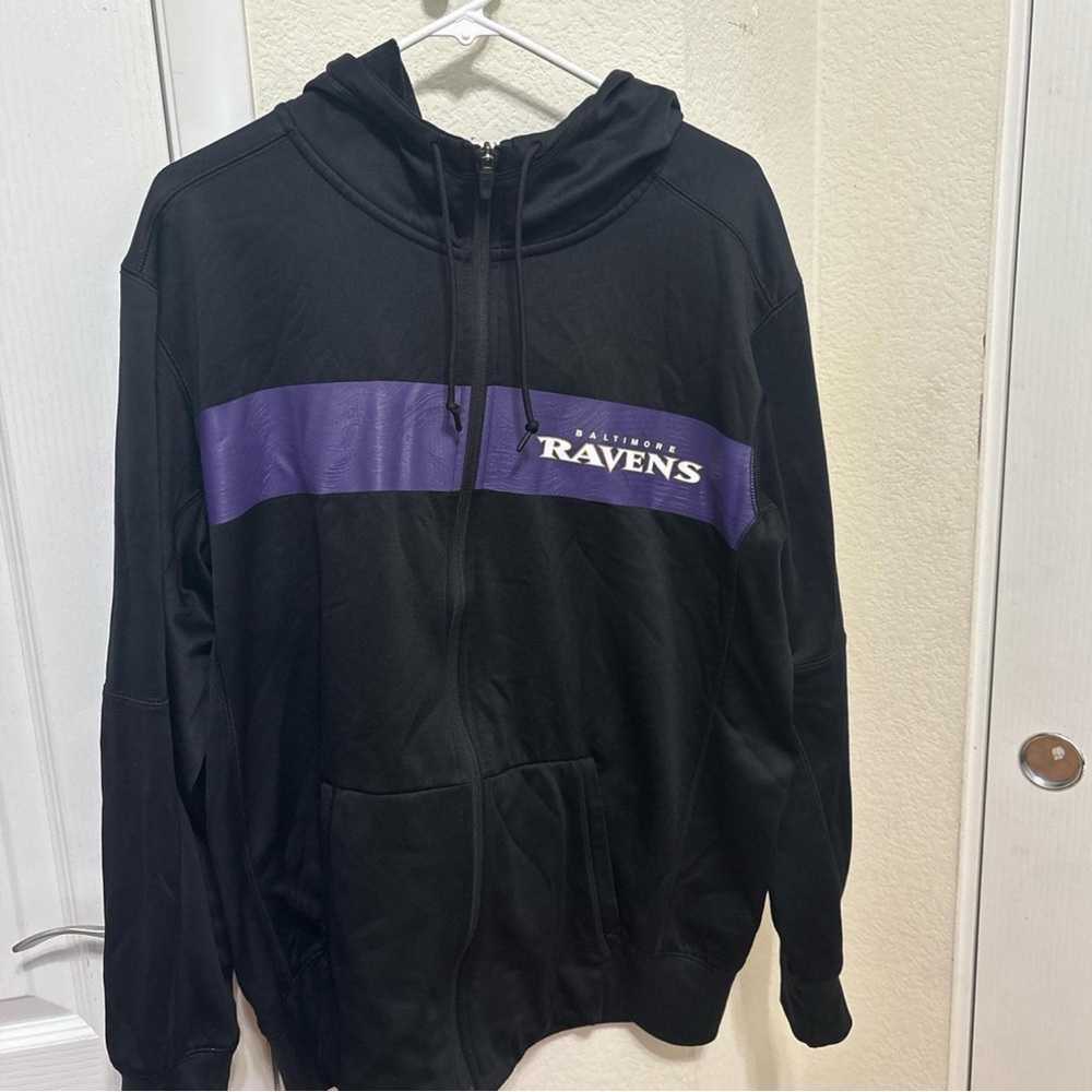Nike Baltimore Ravens hoodie with pockets size Large